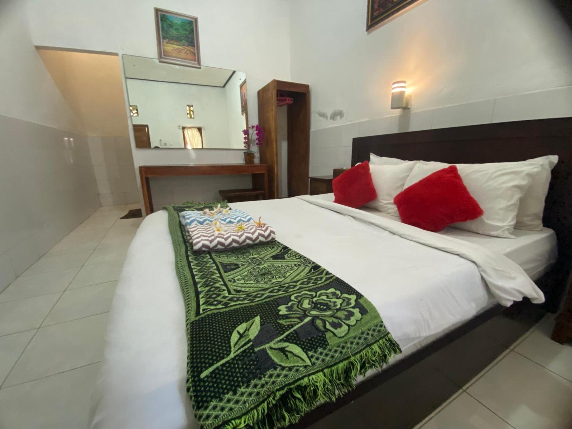 My Art Hostel Batununggul Εξωτερικό φωτογραφία