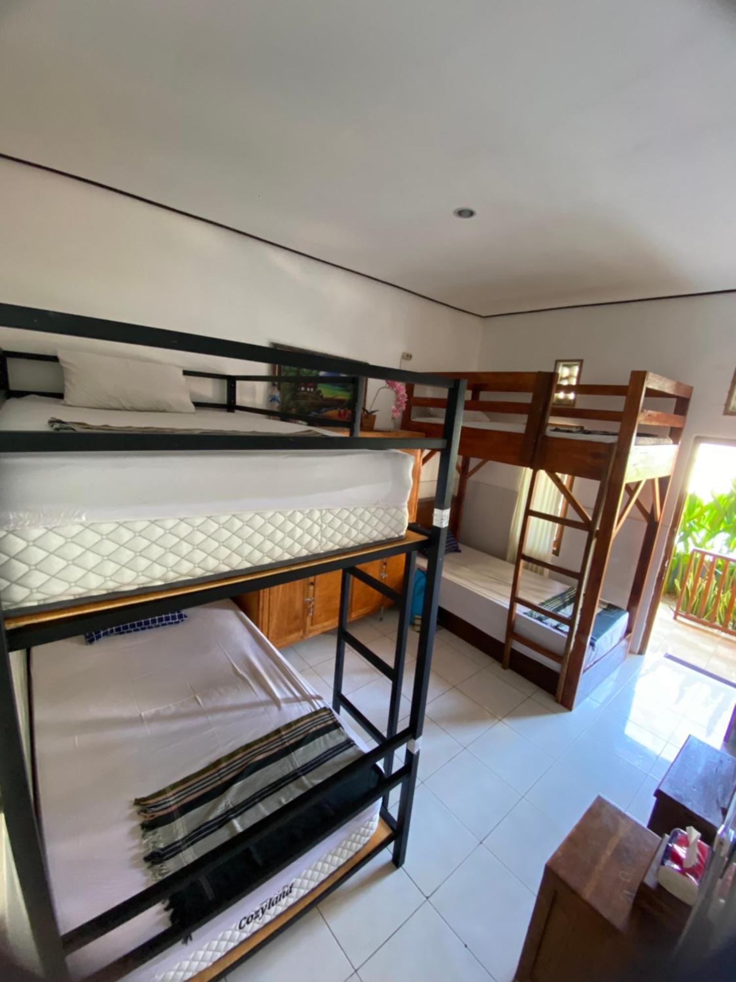 My Art Hostel Batununggul Εξωτερικό φωτογραφία